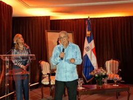 Miguel Cabrera exalta la historia del Ballet Nacional de Cuba y rinde emotivo tributo a Clara Elena Ramírez en el Teatro Nacional