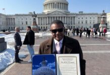 El Congreso de EE.UU. reconoce a José Alberto “El Canario” por sus 50 años de trayectoria artística