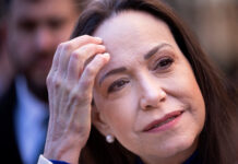 Machado celebra liberación de opositor Superlano y dice que lo verá “pronto” en Venezuela