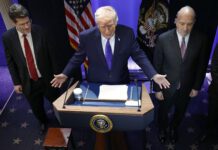 Trump condena fallo del Supremo contra sus aranceles y anuncia nueva tasa global del 10 %