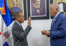 Geraldo Espinosa asume como contralor general de la República