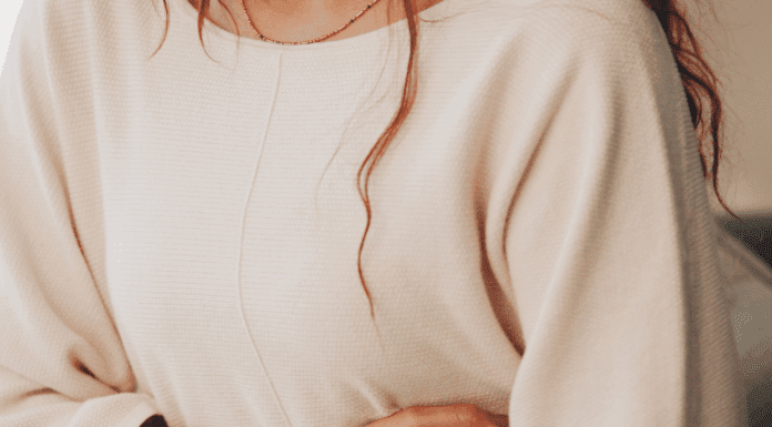 Endometriosis puede tardar años en diagnosticarse; jornada busca crear conciencia