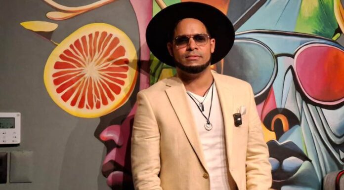 Rioz, el cantautor que viene a conquistar la plaza dominicana con la calidad y originalidad de su música