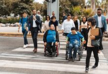 ADN y APAP muestran funcionamiento de intersecciones accesibles a la Agencia Japonesa de Cooperación