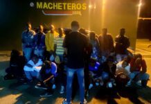 Ejército presenta ante el Ministerio Público a conductor detenido con 20 haitianos indocumentados en Valverde