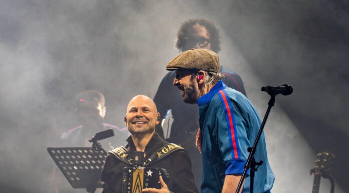 Juan Luis Guerra se adueña de Santiago durante dos noches memorables