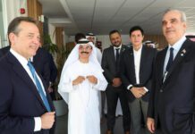 Abinader se reúne con el líder global de DP World para consolidar a la República Dominicana como centro logístico y de inversión regional