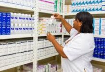 Debate sin decisión: CNSS no aprueba cambios en acceso a fármacos de alto costo