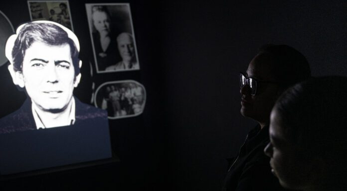 Perú celebra el 90 aniversario de nacimiento de Vargas Llosa con cine, charlas y teatro