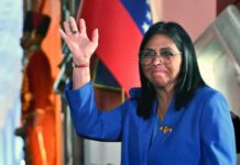Delcy Rodríguez llama a superar el “odio” e insiste en pedir cese de sanciones a Venezuela