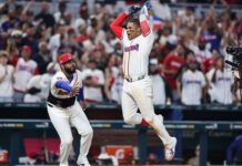 Tablazo de Soto sella con estilo victoria de R.D. por nocaut sobre Países Bajos