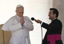 El papa convoca a presidentes de los obispos de todo el mundo para hablar de la familia