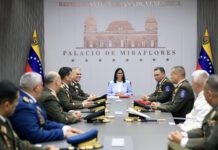 Delcy Rodríguez designa a nuevos militares y ratifica a otros en regiones de defensa