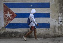 Cuba afirma que sus fuerzas armadas se preparan para una posible agresión militar de EEUU