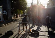 Al menos 70 muertos en una masacre perpetrada por bandas en Haití, según una ONG local