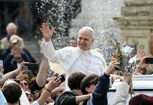 León XIV portará la cruz en su primer viacrucis de Viernes Santo en el Coliseo
