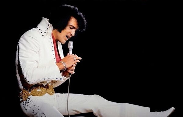 EPiC: Elvis Presley in Concert