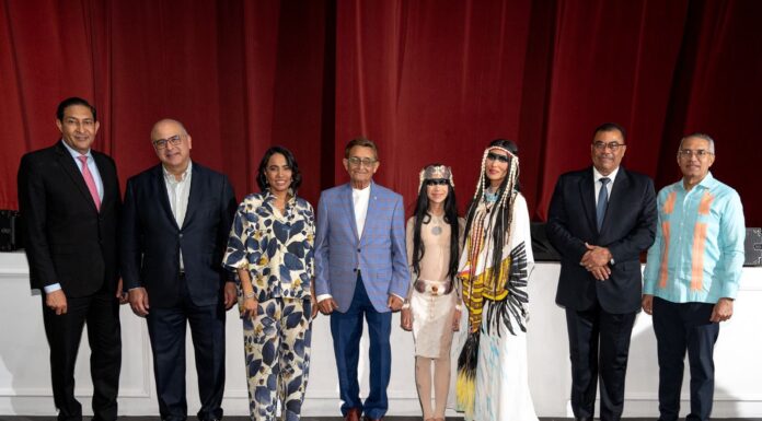 Rizek Cacao y Fundación Propagás presentan “Primeras páginas del Nuevo Mundo” del escritor Cristian Martínez Villanueva