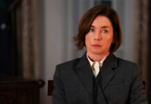 Julianne Nicholson – Frases de series