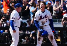 Freddy Peralta debuta con triunfo en Mets que apalean a Paul Skenes