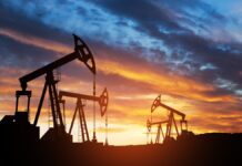 Petróleo a la baja ante la esperanza de más barriles en el mercado