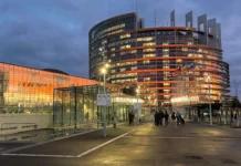 Francia critica “intentos de ralentizar” calendario sobre la lucha contra cambio climático