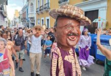 Más de 400 tambores retumban en Puerto Rico para venerar la bomba y a ‘Tite’ Curet Alonso