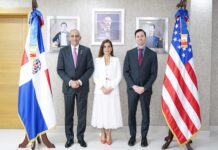 Embajadora de EE.UU. presenta al presidente DNCD nuevo agregado de la DEA