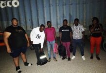 Ejército detiene camionero que transportaba extranjeros indocumentados encima de furgón en Las Matas de Farfán