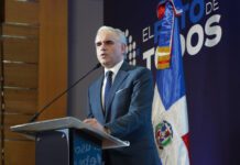 Ministro de Educación participará en cumbre global de la Unesco sobre transformación digital y equidad