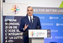 Presidente Abinader reafirma la integridad como eje estratégico del Estado en Foro Global Anticorrupción en París