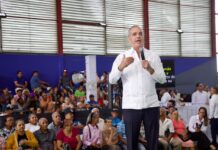 Abinader entrega 1,025 títulos de propiedad en Hato del Yaque