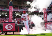 Suárez conecta HR decisivo y da la serie a los Rojos