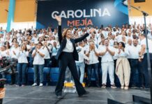 Carolina reafirma fortaleza con masivo acto de apoyo mientras rinde cuentas como secretaria general