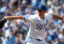 Bubic y 2 HR llevan a Reales a un triunfo en su inauguración en casa