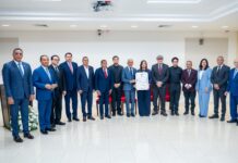 Senado rinde homenaje póstumo al cineasta René Fortunato por su legado histórico y cultural