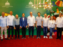 Presidente Abinader recorre Feria Regional del Libro Santiago 2026 y llama a la población a visitarla