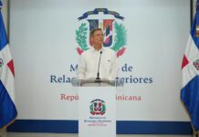 Abinader dispone que los ingresos de los consulados pasen al Estado