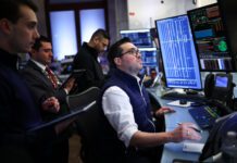 Wall Street sube casi un 3 % tras una sesión de rebote por el alto el fuego EEUU-Irán