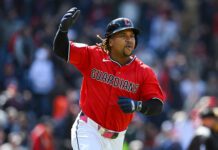 Ramírez, tras otra marca histórica en Cleveland