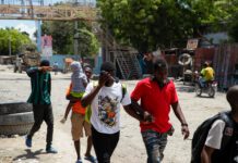 Varios muertos y cientos de desplazados en Haití por enfrentamientos de bandas