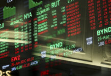 Wall Street cierra verde y con nuevos récords tras ampliar EE.UU. la tregua con Irán