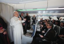 El papa dice que se ve con líderes autoritarios para poder mejorar la vida de las personas