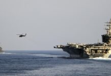 Buques de guerra de EEUU cruzan el estrecho de Ormuz