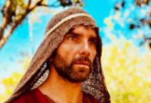 Arap Bethke sorprende como el Apóstol Pedro en película filmada en Miami