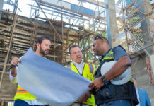 Ministro Víctor Bisonó acelera entrega de obras deportivas en el Centro Olímpico