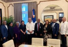 Presidente Luis Abinader se reúne con la directiva del CMD