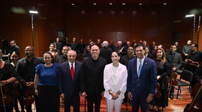 Ministro de Cultura encabeza en Panamá la gran Gala de Música Dominicana