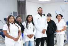 Abinader deja en funcionamiento áreas remozadas y ampliadas del Hospital Municipal La Victoria