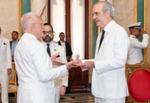 Abinader recibe cartas credenciales de seis nuevos embajadores acreditados ante el Gobierno dominicano